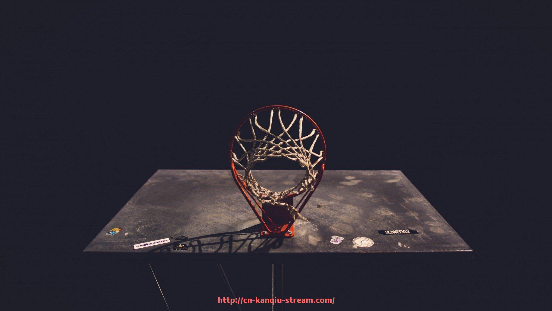看球直播-NBA球队如何选择合适的球员签约策略？（nba球员合同球队选项）
